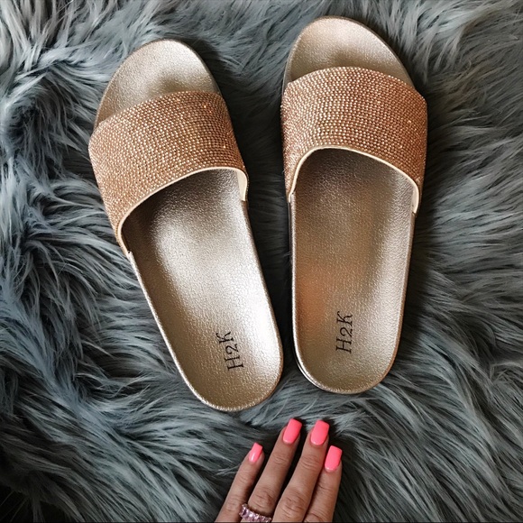 NWB 🌹 ROSE GOLD CRYSTAL ENCRUSTED SLIDES - Picture 4 of 8